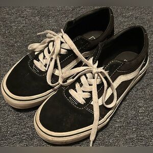 Black Vans Youth size 3